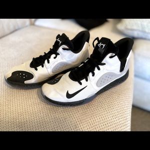 Kevin Durant Bball shoes